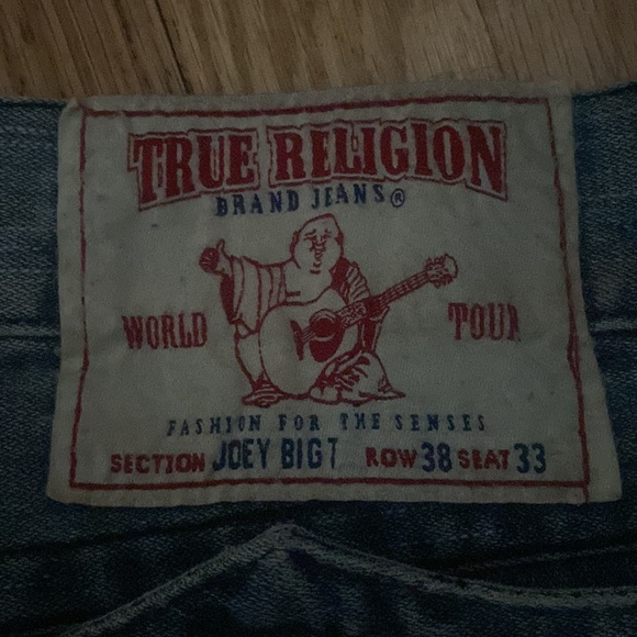True Religion jeans w/rainbow pockets - Picture 2 of 7